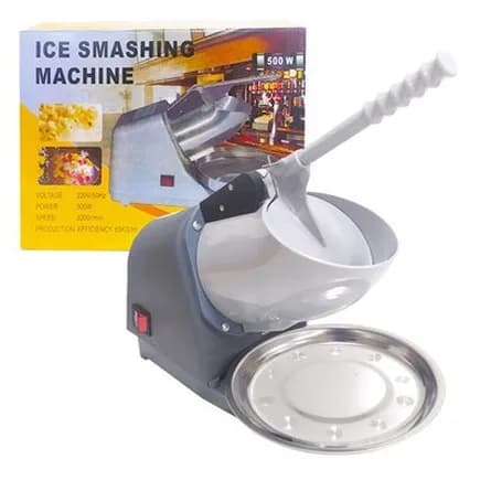 Ice crushing machine